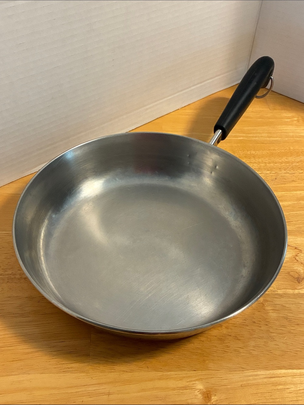 Revere Ware Stainless Steel / Copper Bottom 9" Frying Pan with Black Handle